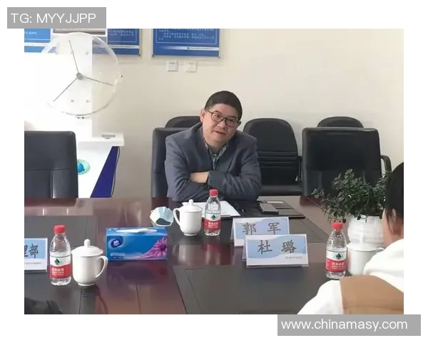 重庆篮球队灵活性分析与战术创新的深度探讨 重庆篮球队灵活性分析与战术创新的深度探讨