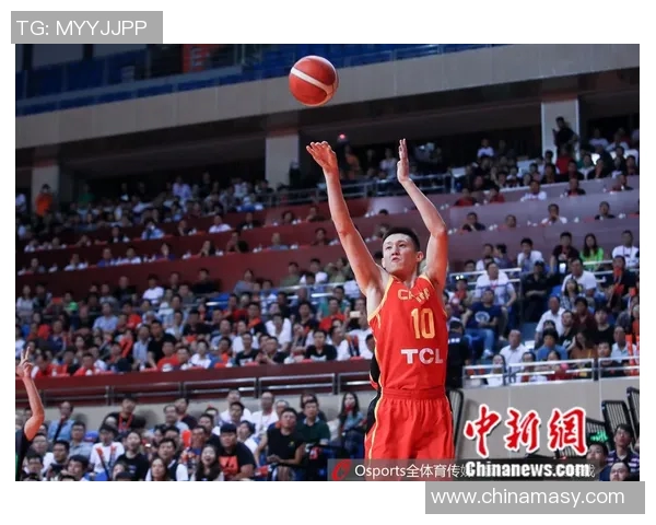 周鹏：从篮球场上的拼搏者到生活中的坚韧榜样，见证梦想与努力的交汇点