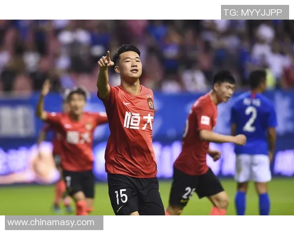 恒大与鹿岛鹿角激战正酣中超赛场再掀波澜球迷期待精彩对决