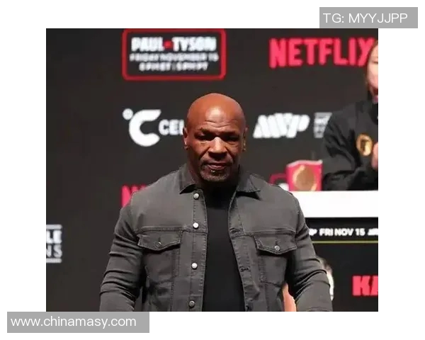 泰森与小罗伊琼斯巅峰对决直播盛况回顾与精彩瞬间分析