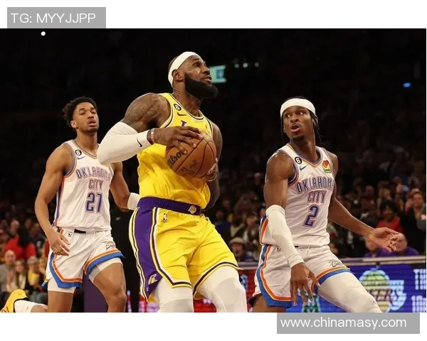 湖人队与雷霆队历史交锋战绩分析及近期表现对比