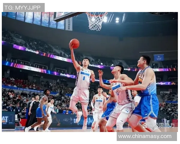 青岛双星与北京首钢激战正酣谁能在CBA赛场上笑到最后