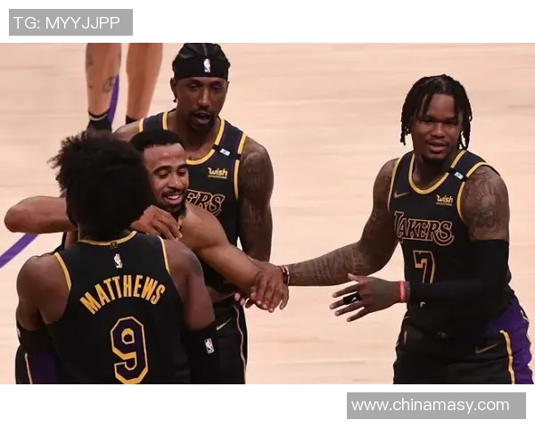 鹈鹕与步行者精彩对决直播全程回顾与赛后分析